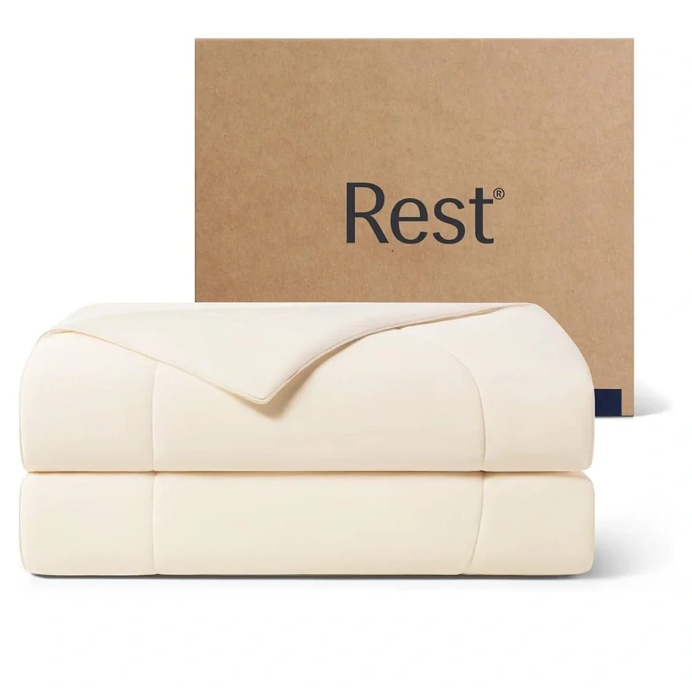 REST Evercool Cooling Comforter in Snow Ivory - King + Queen